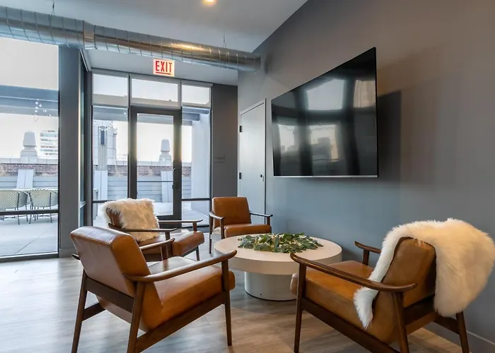 Loop 1br W Lounge Gym Roof Nr L Chi-693