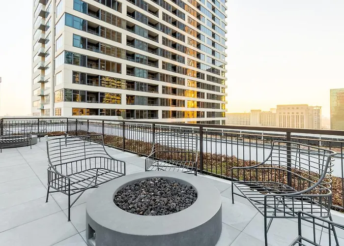 Loop 1br W Lounge Gym Roof Nr L Chi-693 Apartment